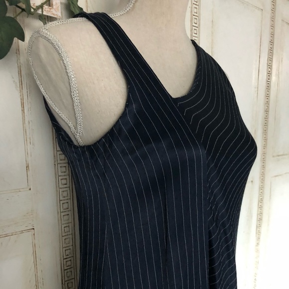 Banana Republic Silky Sleeveless Top - Picture 5 of 8